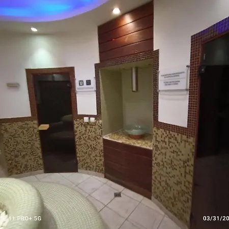 D06, Life Lejlighedshotel 4*